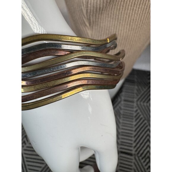 Set Of 9 Wavy Mixed Metal Bangles In Gold Copper & Silver Finish - Picture 2 of 16